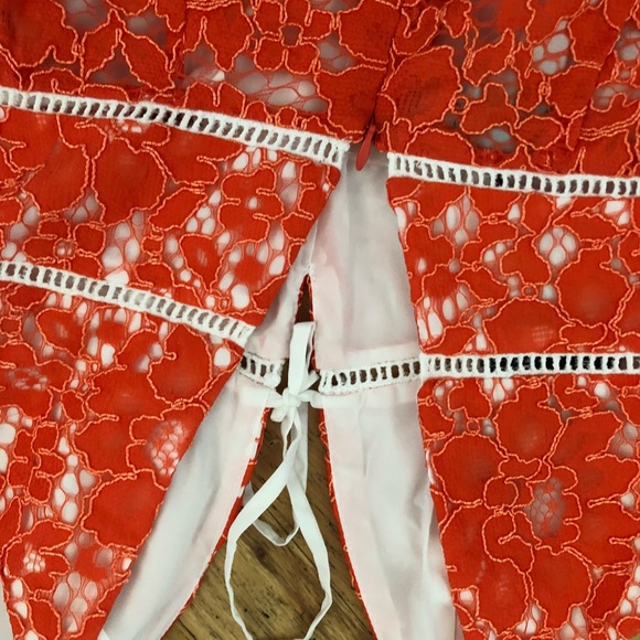 NBD Orange & White Lace V-Neck Romper Size XS - Picture 7 of 7